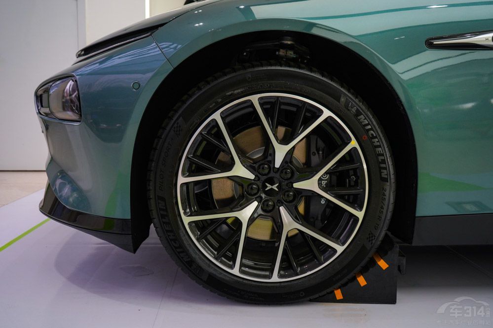 С�iP7i����(j��)���@