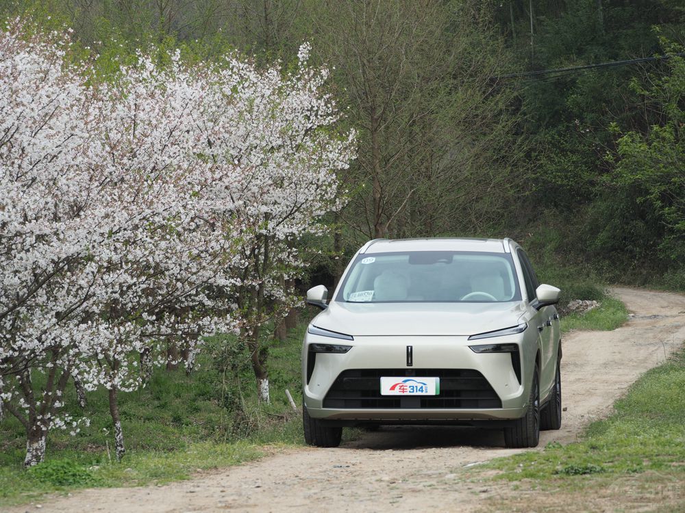 ���̰�܇�����x ����L8 �����{ɽDHT-PHEV