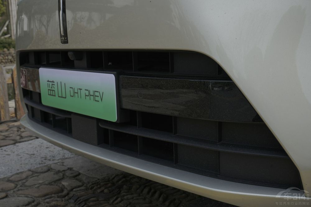 ���̰�܇�����x ����L8 �����{ɽDHT-PHEV