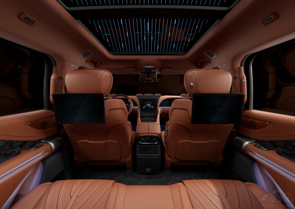 ����U8�I(l��ng)� ������a(ch��n)SUV�P�c(di��n) �|(zh��)���^Ӳ