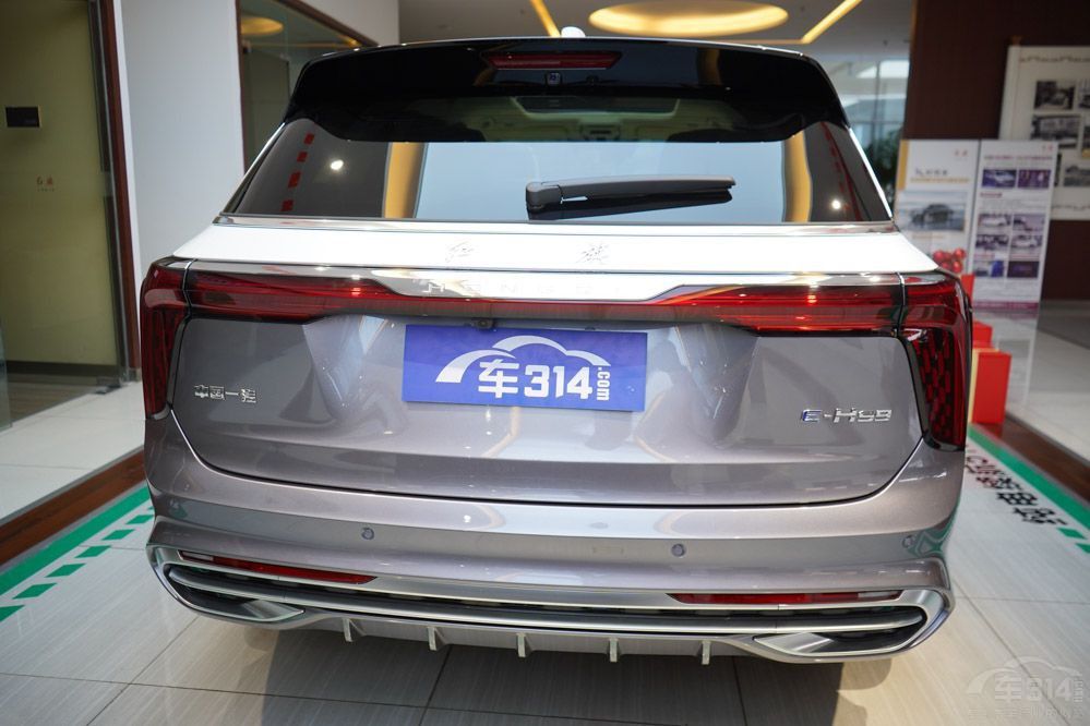 ����U8�I(l��ng)� ������a(ch��n)SUV�P�c(di��n) �|(zh��)���^Ӳ