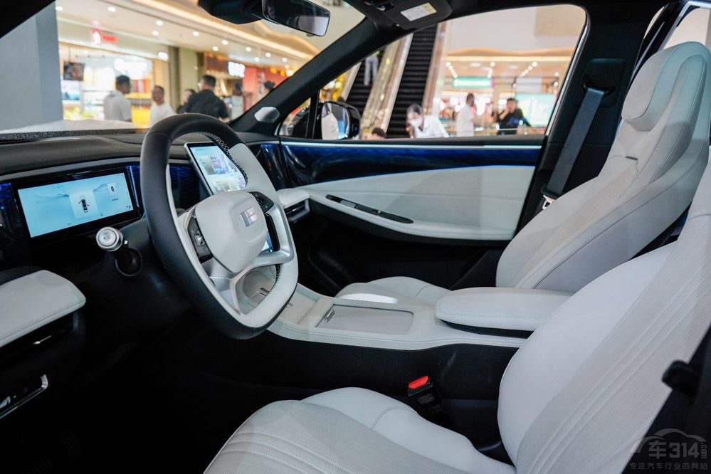 �y��L7����RAV4�s���p��E+ ����@ô��