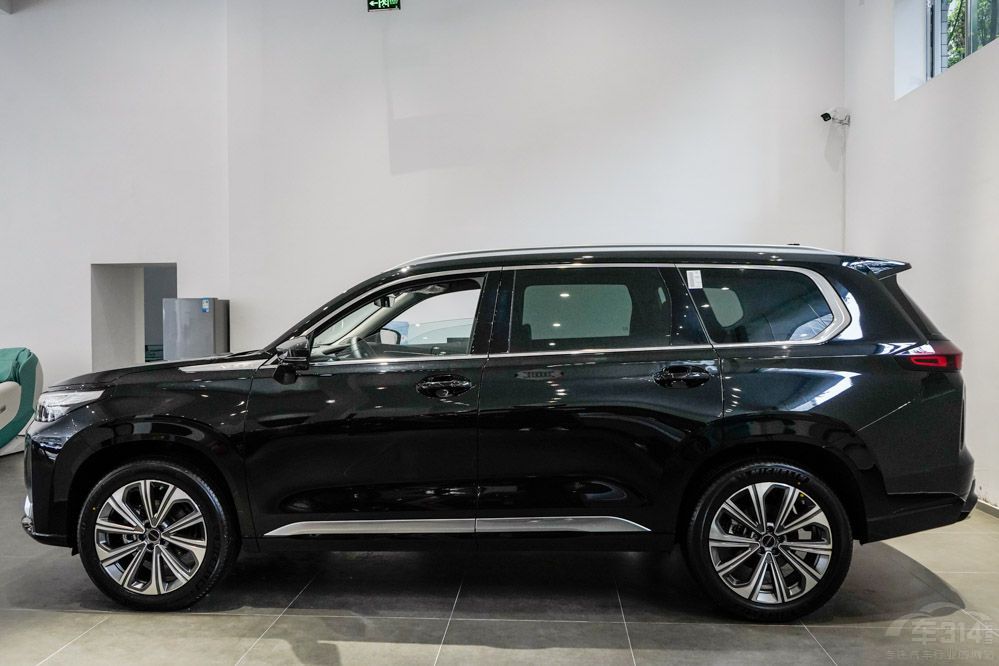 ��Ʒ�|(zh��)����SUV֮������;�����c�󱊔�Ѳ