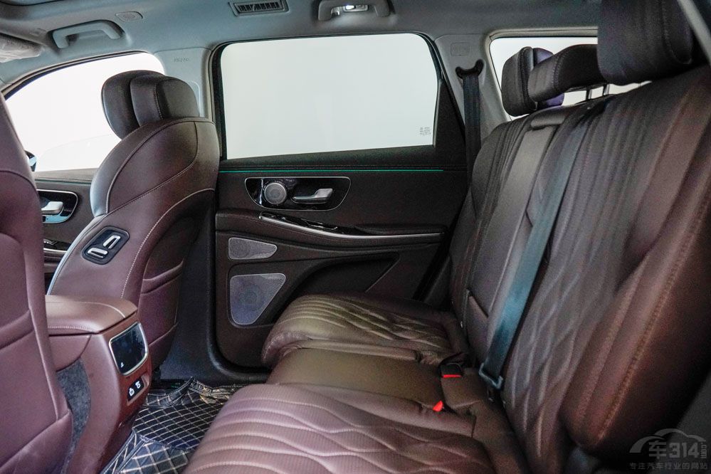 ��Ʒ�|(zh��)����SUV֮������;�����c�󱊔�Ѳ