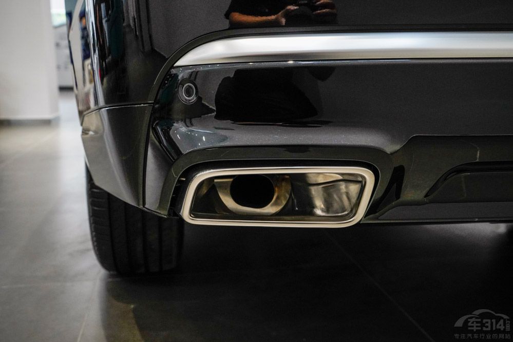 ��Ʒ�|(zh��)����SUV֮������;�����c�󱊔�Ѳ