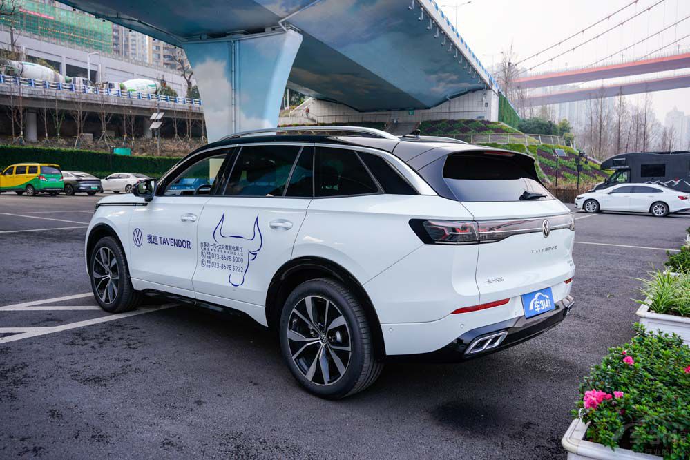 ��Ʒ�|(zh��)����SUV֮������;�����c�󱊔�Ѳ