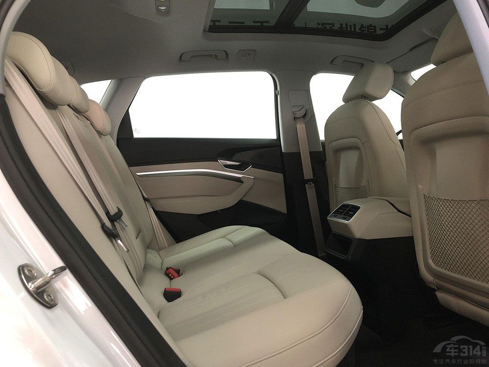 �W��e-tron����С�iG9 �Ñ�����x�������