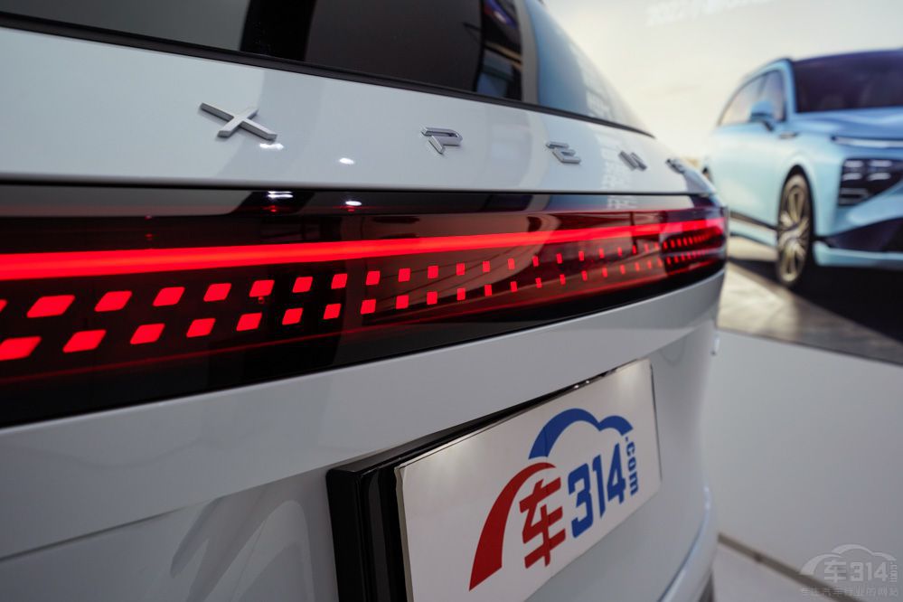 �W��e-tron����С�iG9 �Ñ�����x�������