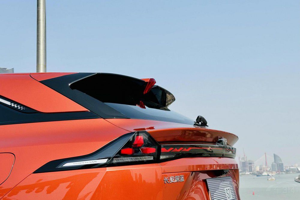 ���{(l��n)S7���Ǹ߃rֵ����ԴSUVԓ�еġ����ӡ�