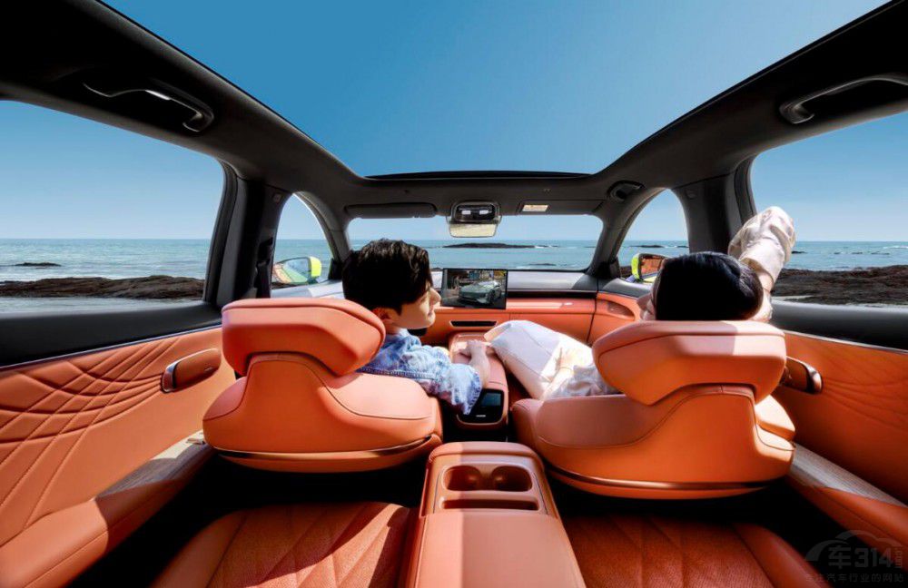 ����SUV����������Ʒ�|(zh��)��(d��)�I(l��ng)�L(f��ng)�}