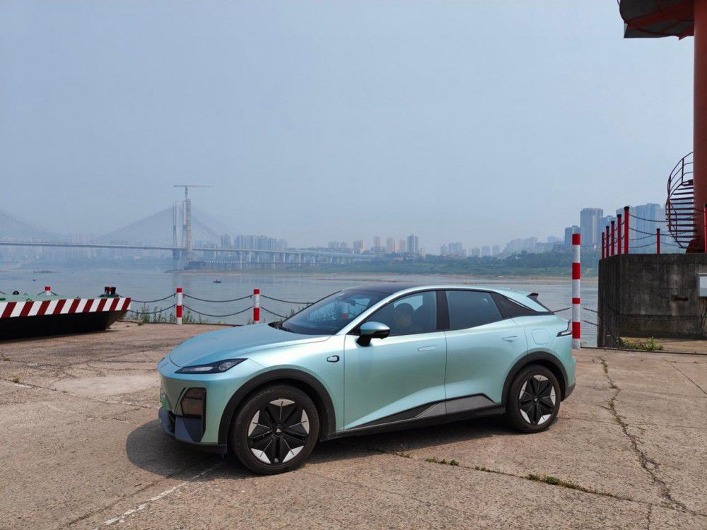 ���{(l��n)S7���ܸ߃r(ji��)ֵSUV��� ���̉�����С