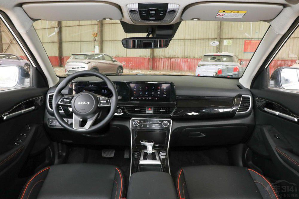 10�f(w��n)��(j��)SUV�ěQِȦ ����ِ�D˹��(du��)��XR-V