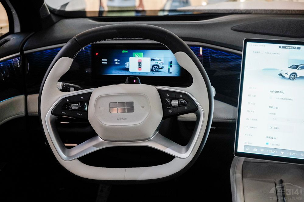 �����y��L7��(du��)��(bi��o)��PLUS DM-i���Є������