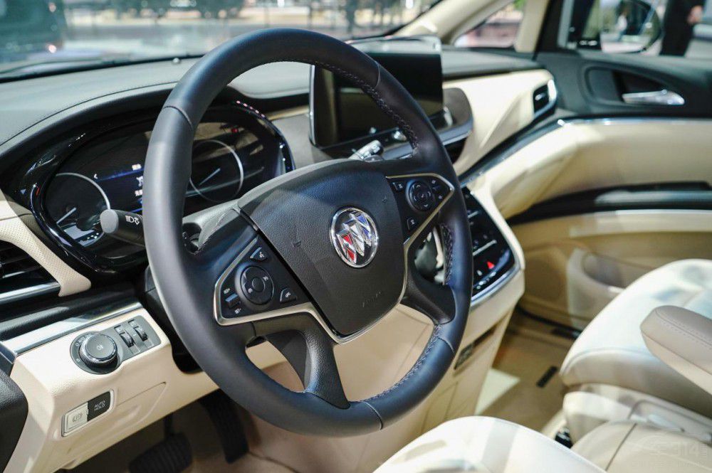 �̈́e��GL8������ ���vM9�������и����