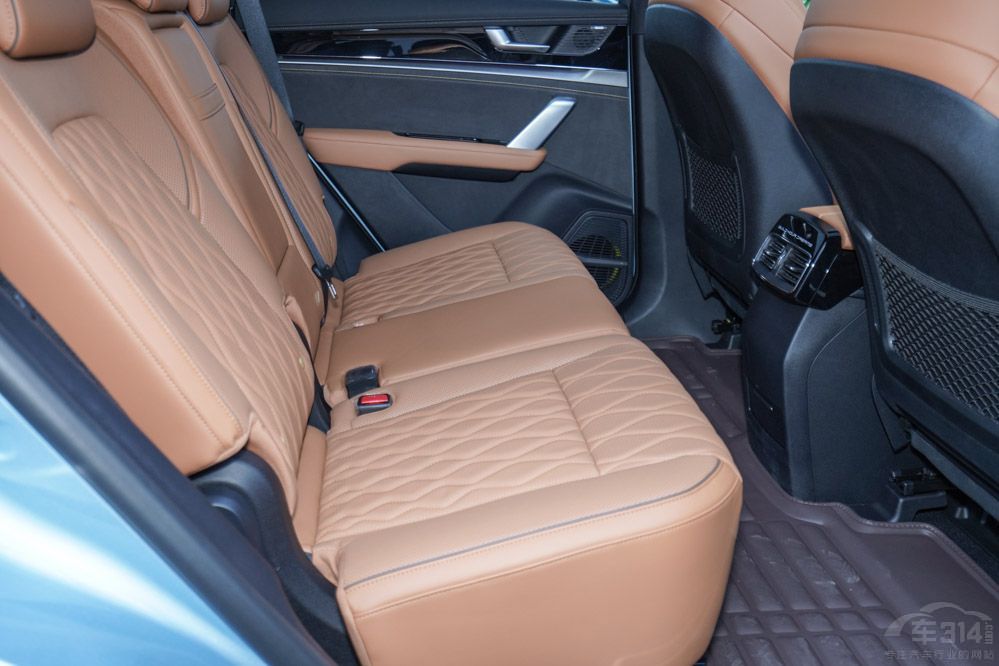 新款摩卡DHT-PHEV對(duì)比唐DM-i冠軍版選誰 新款摩卡DHT-PHEV對(duì)比唐DM-i冠軍版選誰