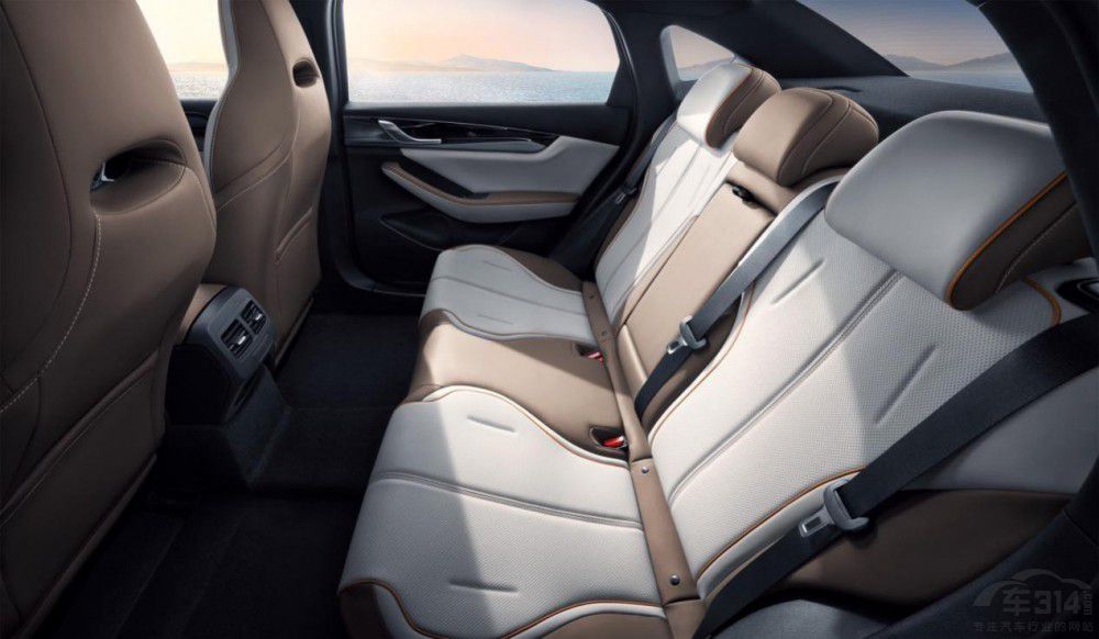 ����AION S����PLUS EV��܊�� �l(shu��)����(qi��ng)��