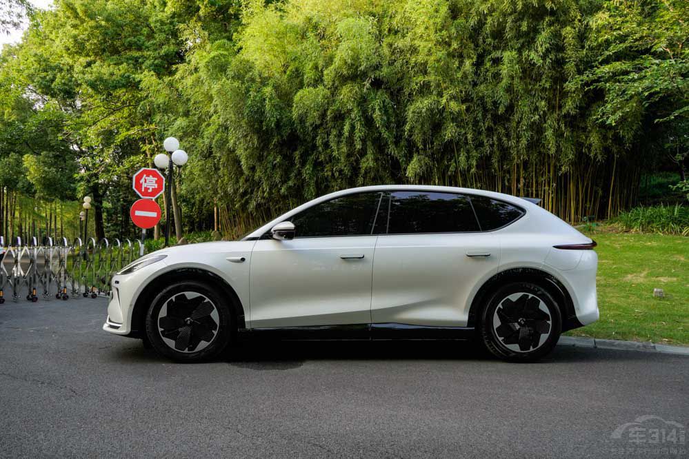 ע�ؿ��g�̈́��� �x���Ǽ�LS7߀��С�iG9��