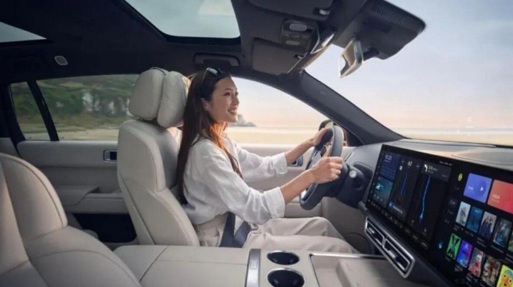 ������۵�����SUV ����ˎׂ�����