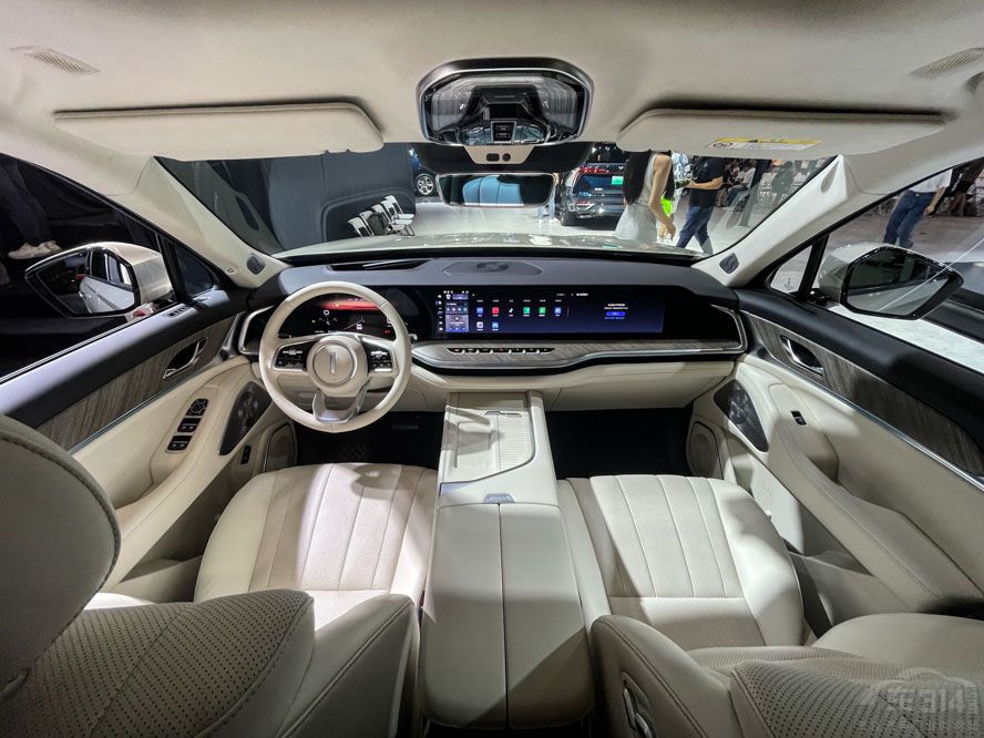 ���T������SUV�N�ݣ�����30�f����������