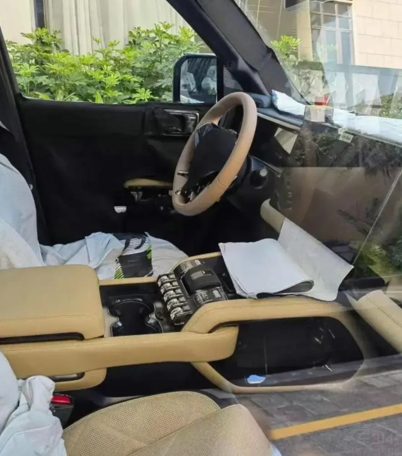 ���̱���5�I(l��ng)� �ɶ�܇չ3��Ӳ��SUV�P�c(di��n)