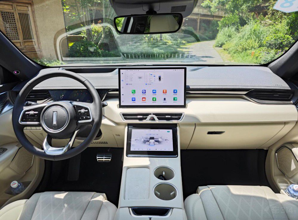 15�fԪ�I���˿ڱ�SUV���Ї�Ʒ�����Ѹ㶨