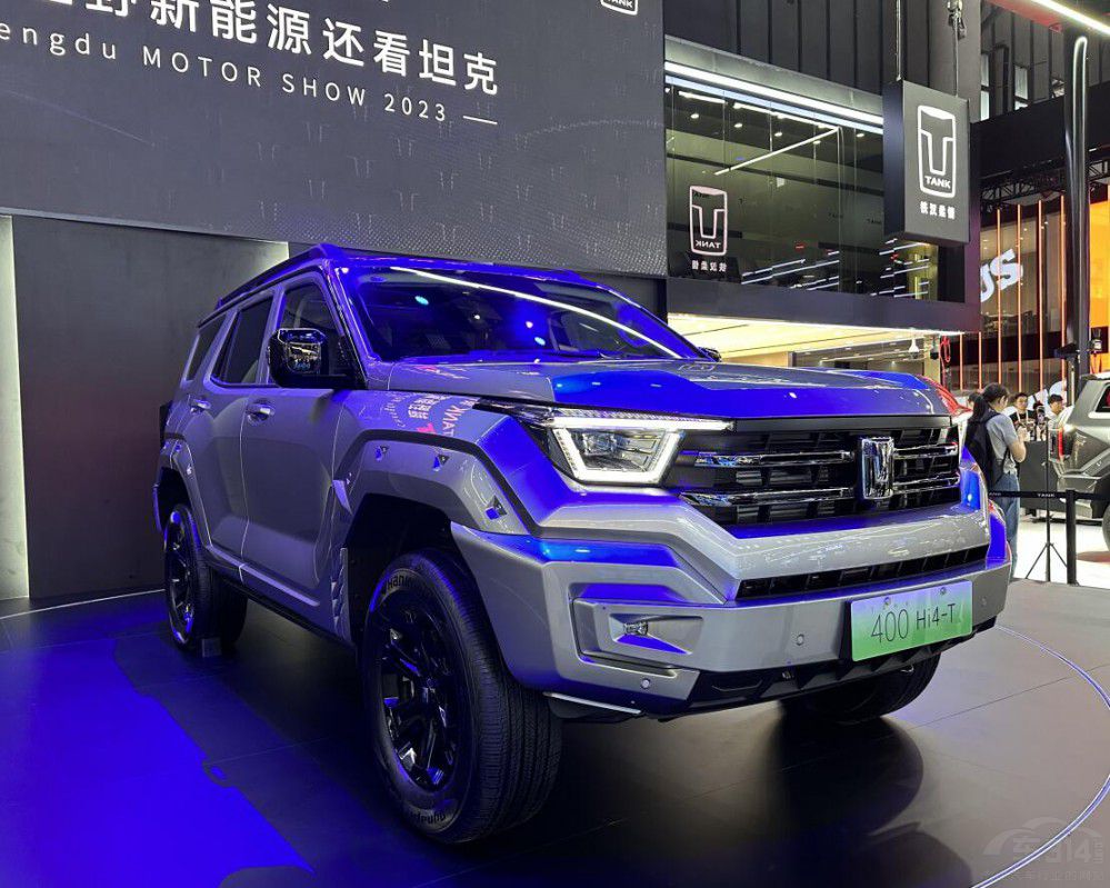 成都車展最帥車型回顧:這門“炮”又狠又酷 成都車展最帥車型回顧:這門“炮”又狠又酷