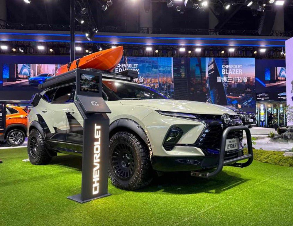 成都車展最帥車型回顧:這門“炮”又狠又酷 成都車展最帥車型回顧:這門“炮”又狠又酷