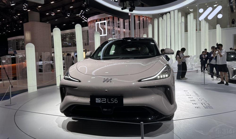 �ɶ�܇չ�ğ��T܇�ͱP�c(di��n) �ż����Ǽ�LS6