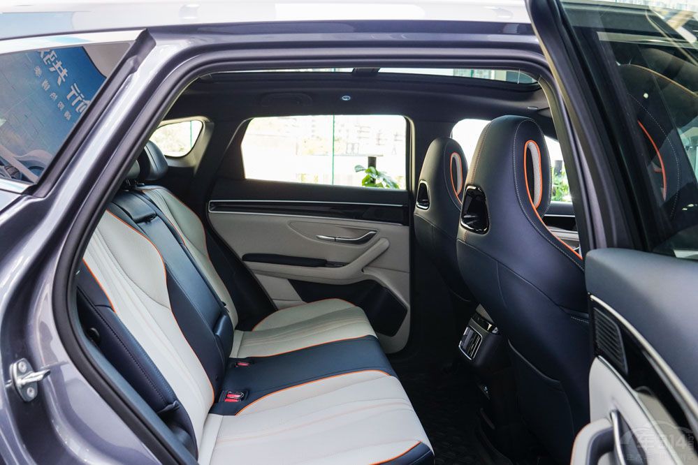 8�±ȁ��ϟ��N(xi��o)�� ����܇(ch��)�� �M����N��Ҫ