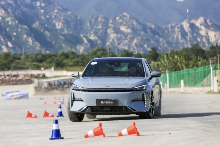 ���v ˼���c�����y��L6���� �I�l�������