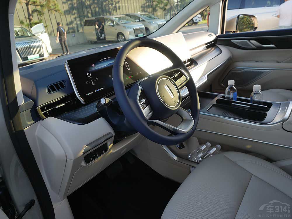 魏牌高山MPV下場(chǎng)開卷 騰勢(shì)極氪對(duì)手來(lái)了 魏牌高山MPV下場(chǎng)開卷 騰勢(shì)極氪對(duì)手來(lái)了