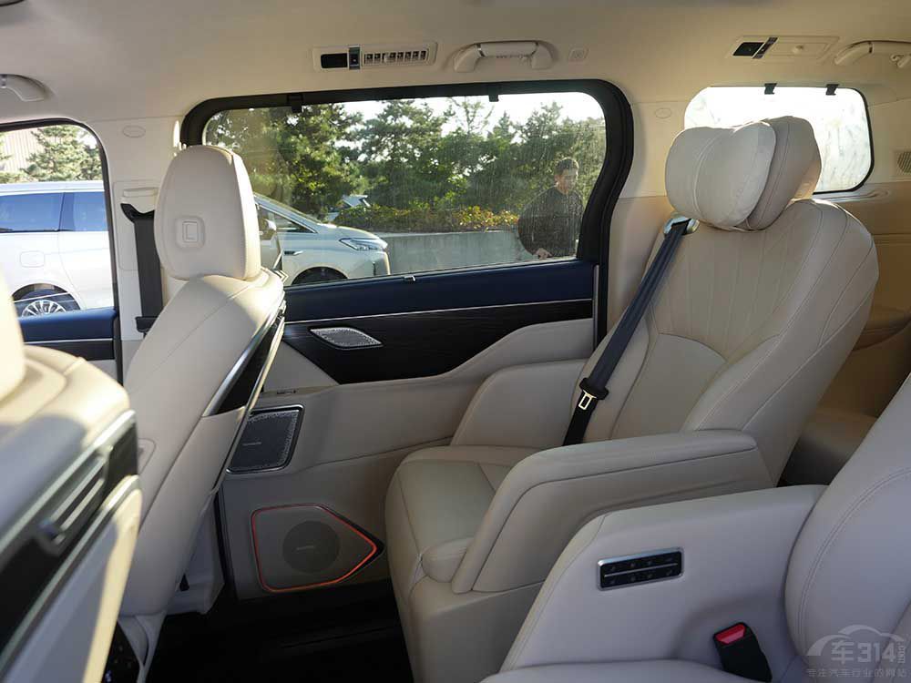 魏牌高山MPV下場(chǎng)開卷 騰勢(shì)極氪對(duì)手來(lái)了 魏牌高山MPV下場(chǎng)開卷 騰勢(shì)極氪對(duì)手來(lái)了