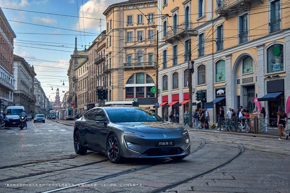 32�f(w��n)Ԫ��İ��S��12�M(j��n)܊���A�I܇(ch��)�Ј�(ch��ng)��