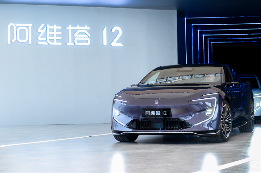 32�f(w��n)Ԫ��İ��S��12�M(j��n)܊���A�I܇(ch��)�Ј�(ch��ng)��