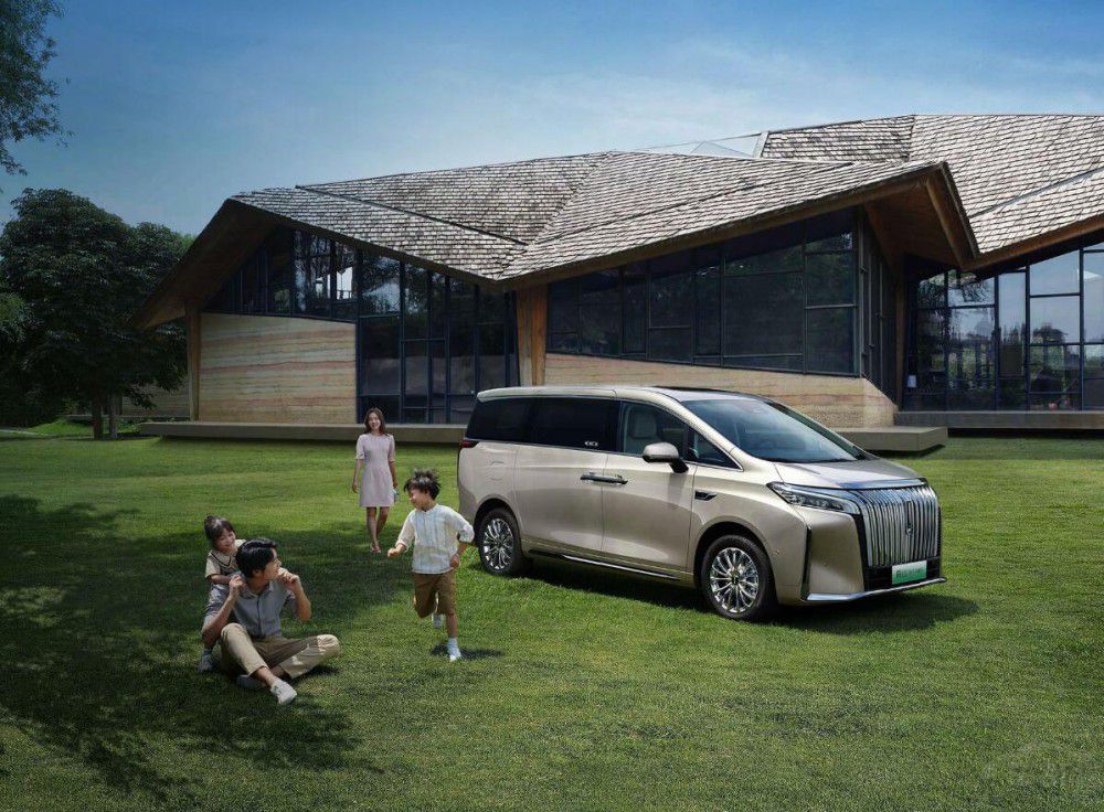 10����ѡ��̰���܇�� �����@����͉�����