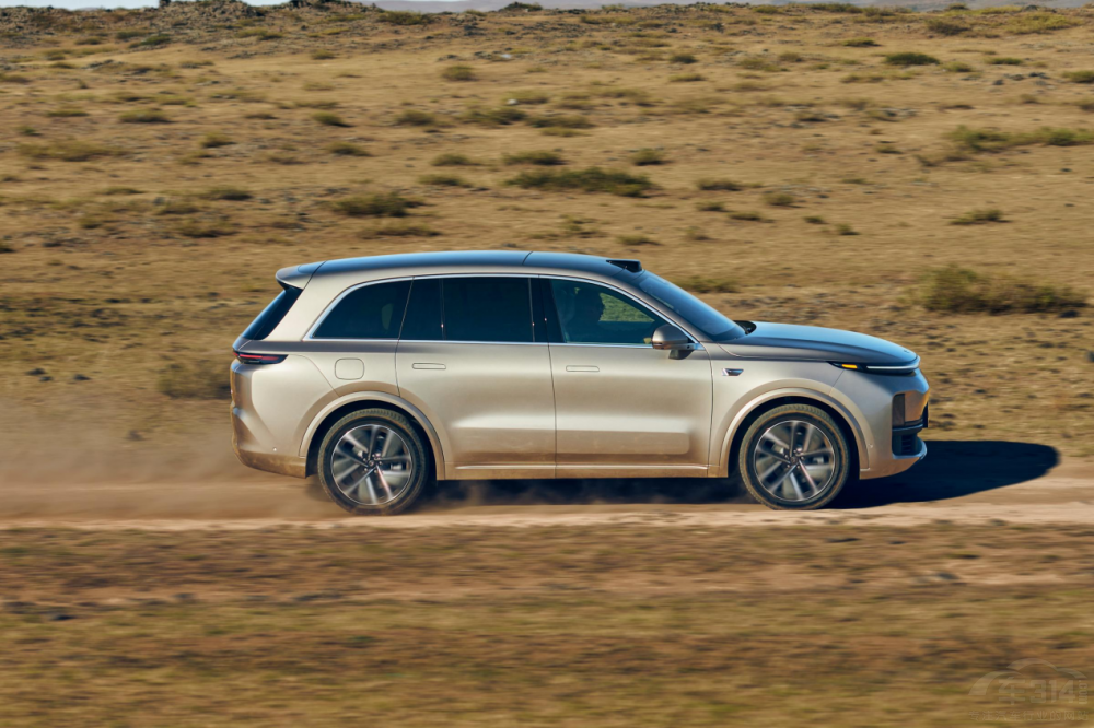 全家出游神器 銳界L與理想L8誰更值得入手 全家出游神器 銳界L與理想L8誰更值得入手