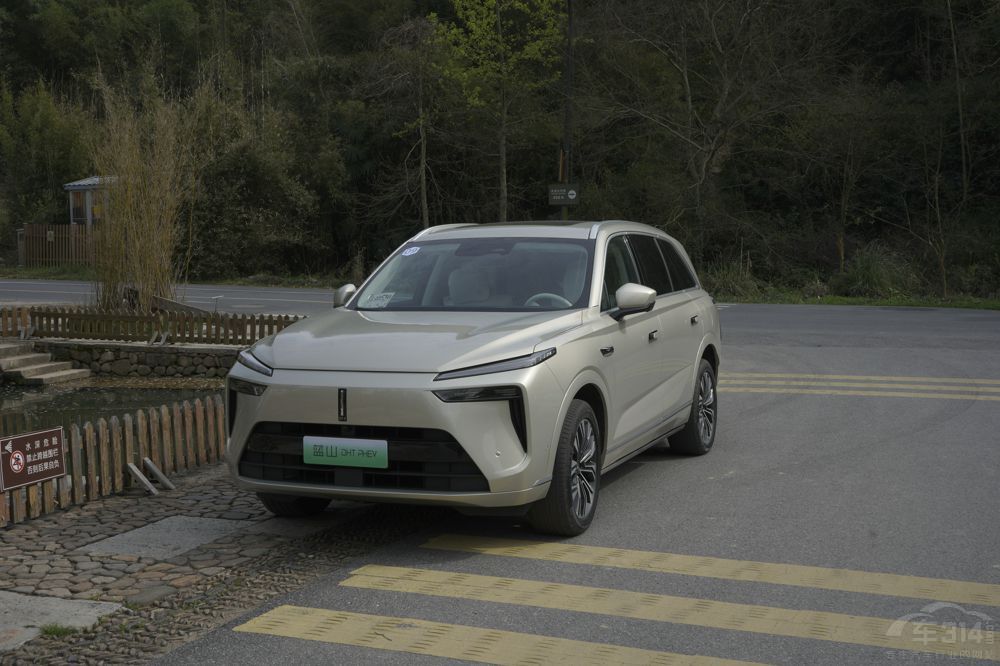 理想L8 問界M7和魏牌藍山哪款你更喜歡? 理想L8 問界M7和魏牌藍山哪款你更喜歡?