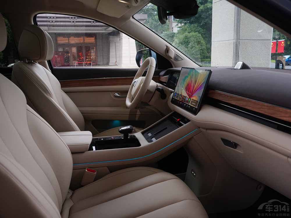 理想L8 問界M7和魏牌藍山哪款你更喜歡? 理想L8 問界M7和魏牌藍山哪款你更喜歡?