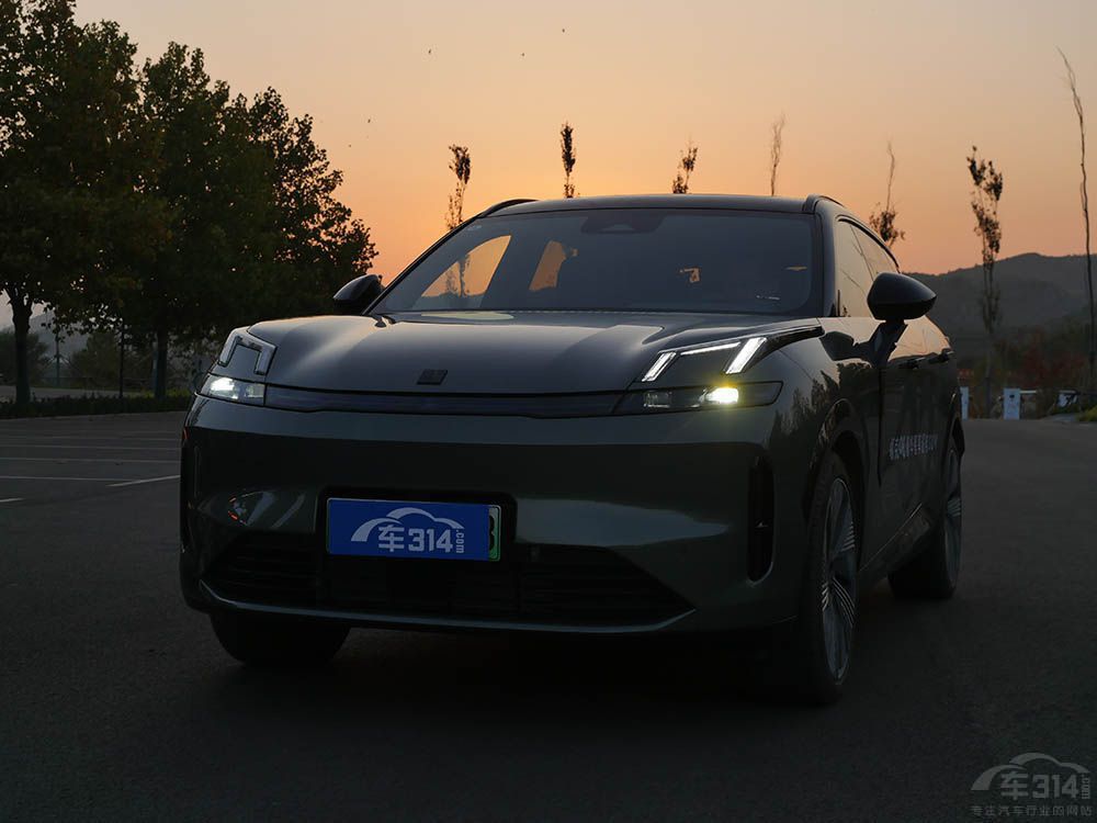 �I(l��ng)��08 EM-P ���p�˺ͼ�ͥ�Ñ���ֵ���x��