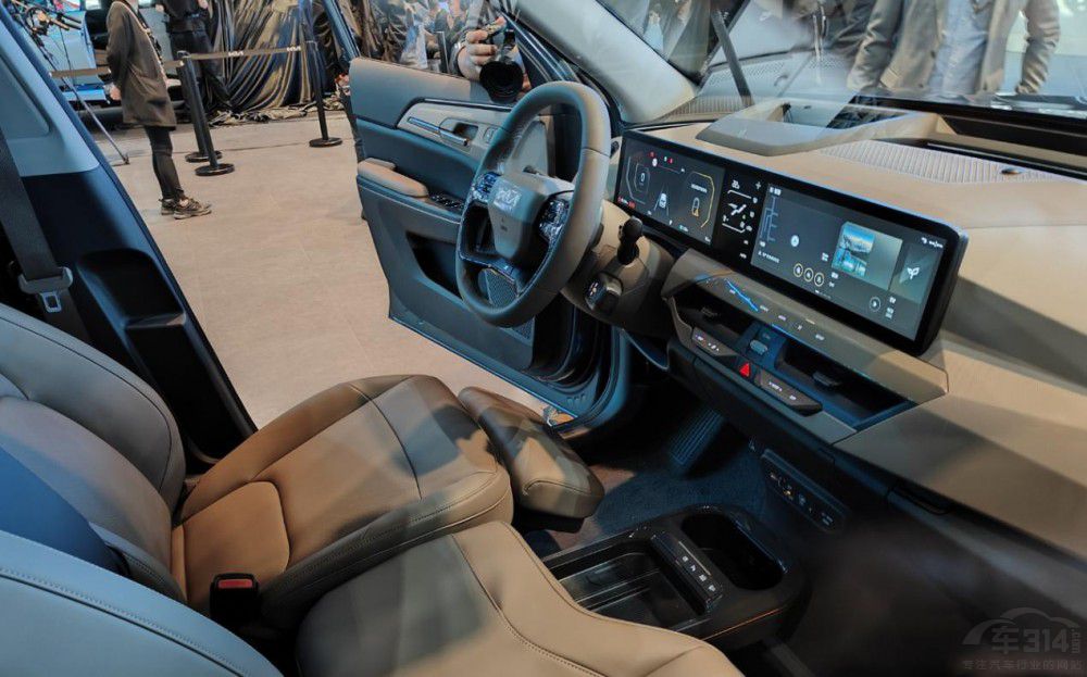 �����ơ���������V��܇չ�ϵġ���������܇��