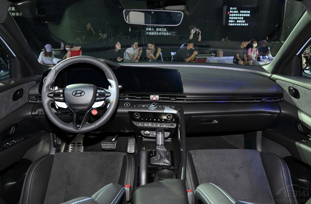 �����ơ���������V��܇չ�ϵġ���������܇��