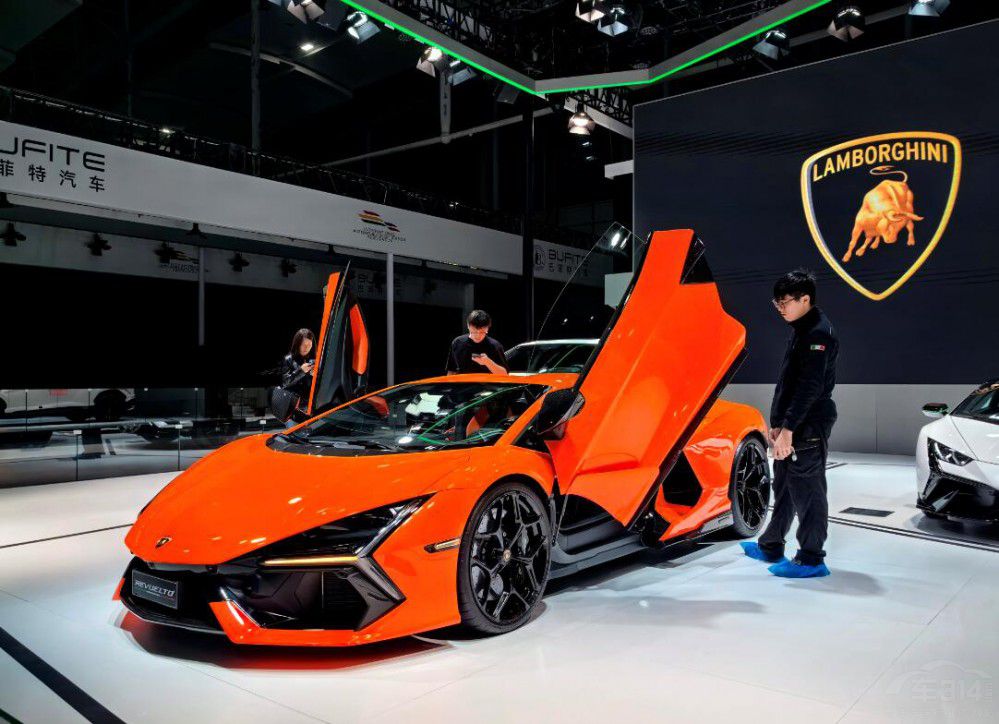 廣州車展上最“囂張”的幾款車 真心買(mǎi)不起 廣州車展上最“囂張”的幾款車 真心買(mǎi)不起