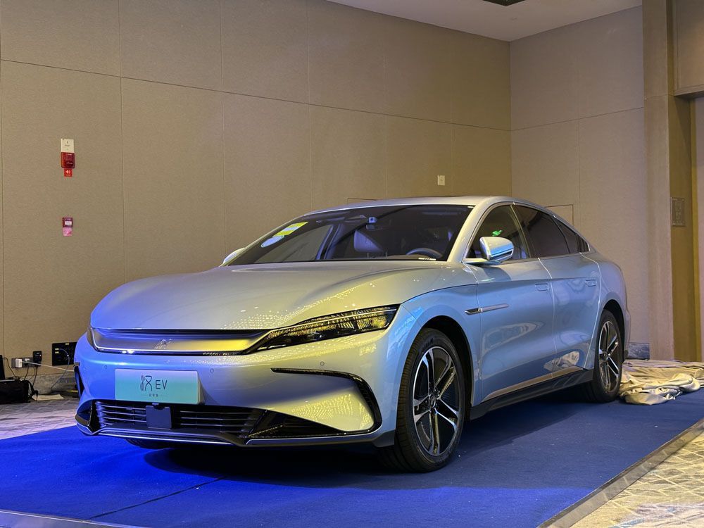 �ȁ��ϝhEV���O�007���ǽ�S7���l������