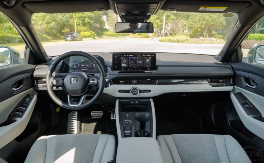 ��(du��)�ȝhDM-i Ӣ����e:PHEV��(sh��)���b�b�I(l��ng)����