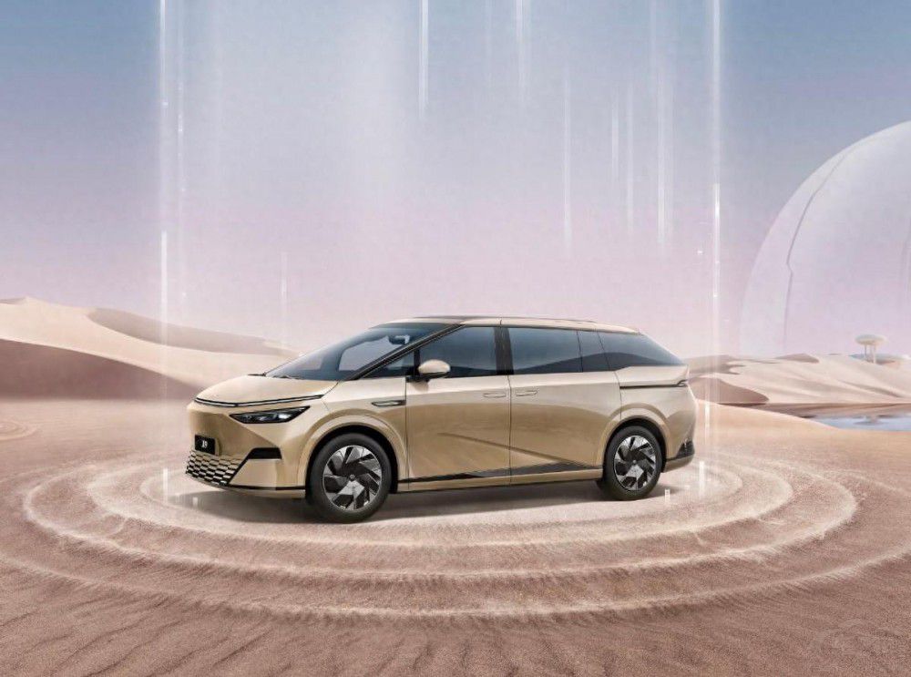 拉風(fēng)又舒適 這幾款新生代MPV你最看好誰 拉風(fēng)又舒適 這幾款新生代MPV你最看好誰