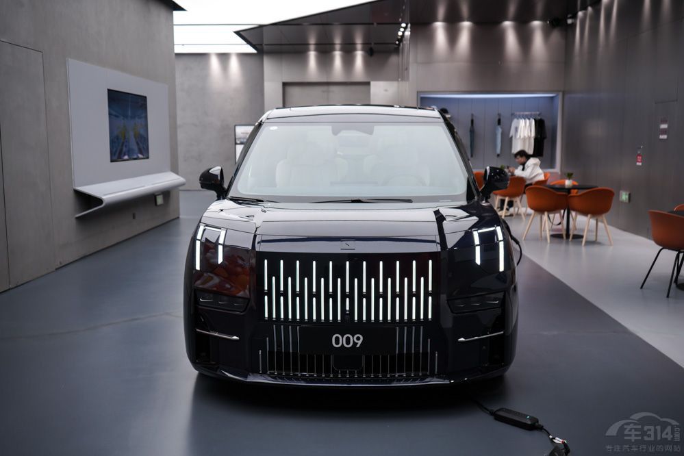 拉風(fēng)又舒適 這幾款新生代MPV你最看好誰 拉風(fēng)又舒適 這幾款新生代MPV你最看好誰