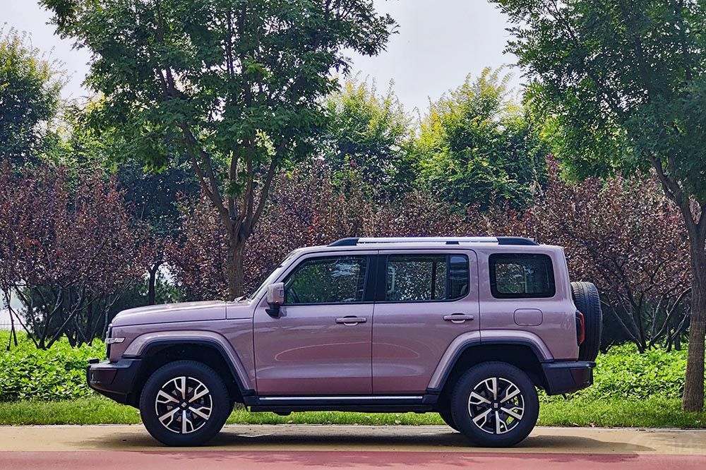 �I���a(ch��n)Ӳ��SUV���J���@3�����r����H��