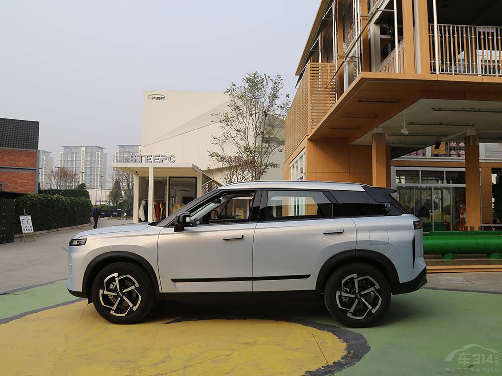 �I���a(ch��n)Ӳ��SUV���J���@3��r����H��