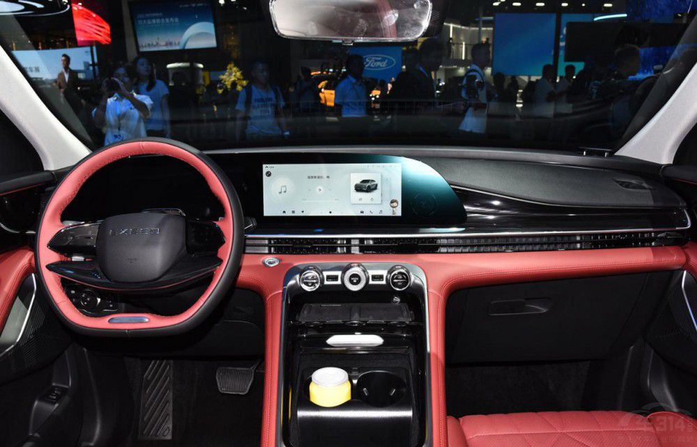 5.68�f���� �@3��SUV�����̫�����M(f��i)����