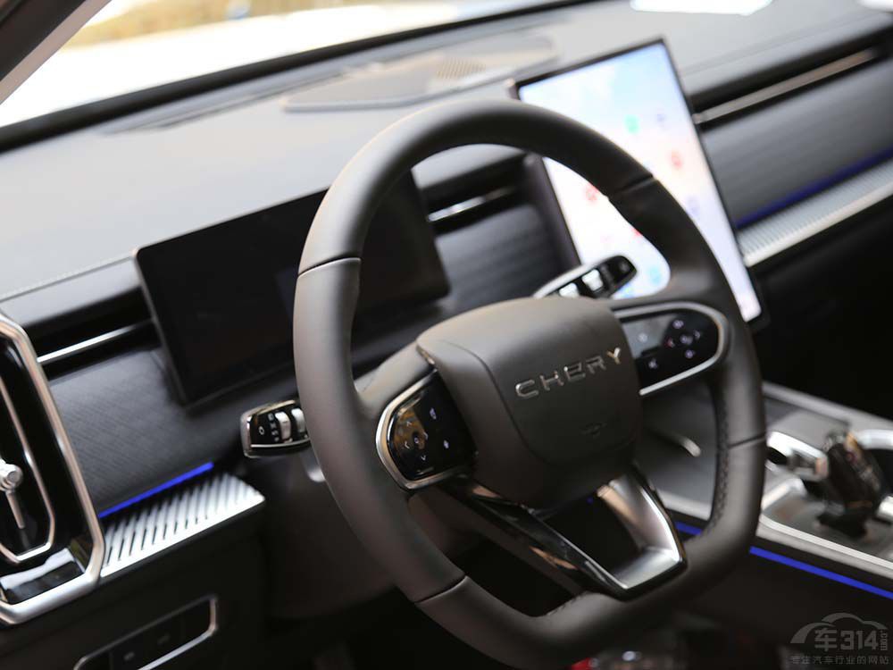 �I���a(ch��n)Ӳ��SUV���J���@3�����r����H��